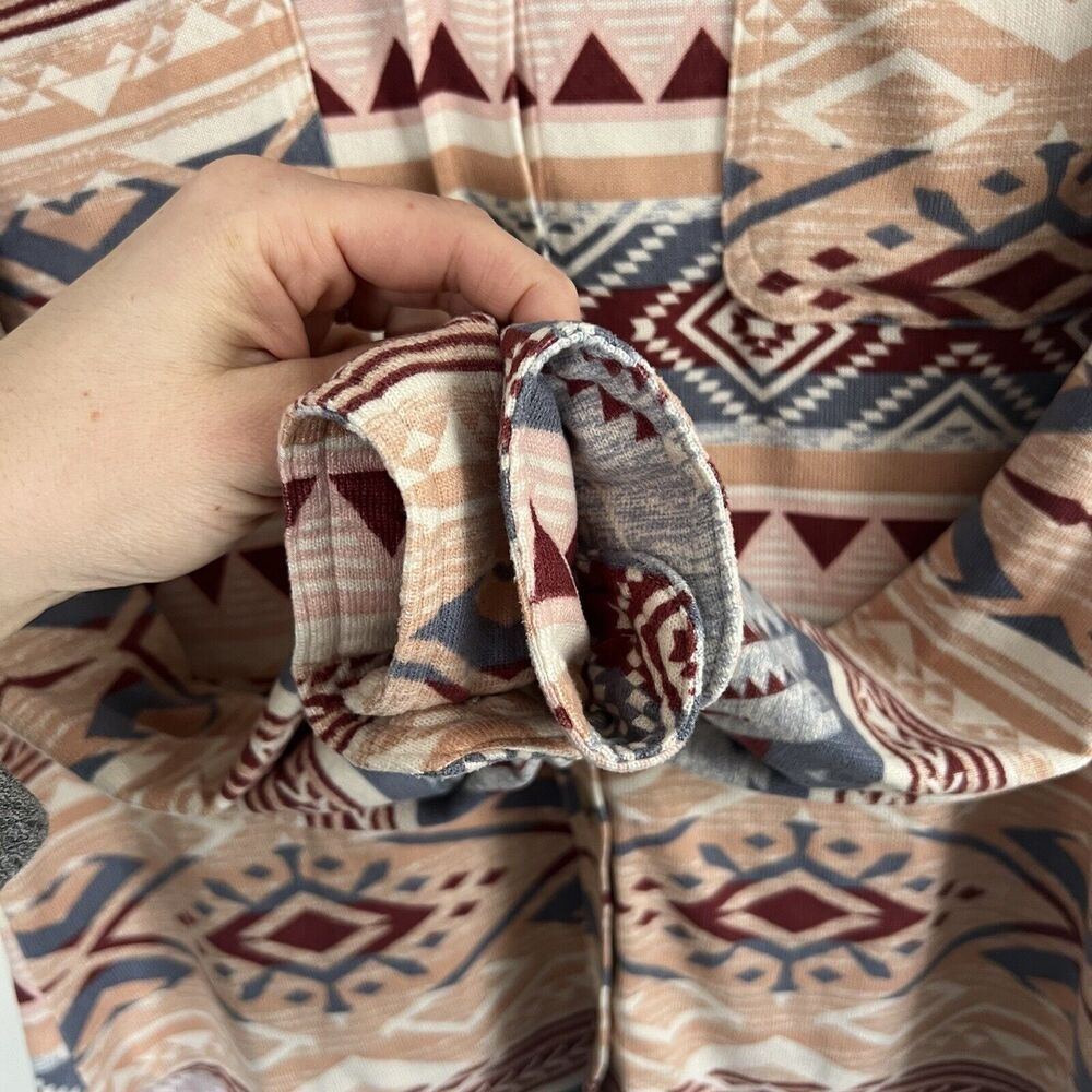 C&C California‎ Women’s Aztec Print Button Down Shirt Size Medium - Picture 5 of 8